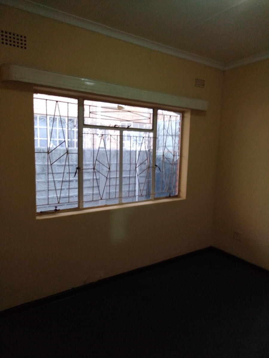 2 Bedroom Property for Sale in Rustenburg Central North West